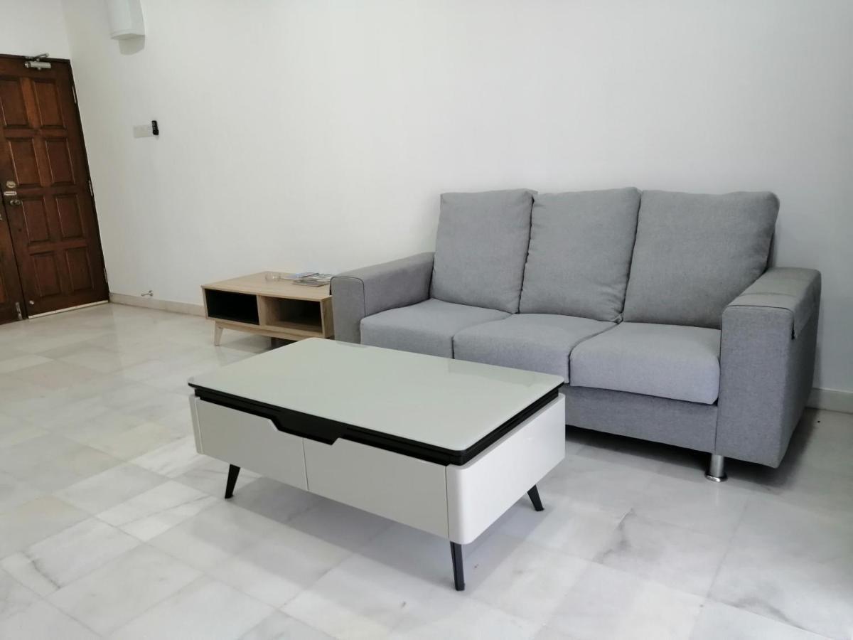 Desa Pelangi Condo George Town Esterno foto