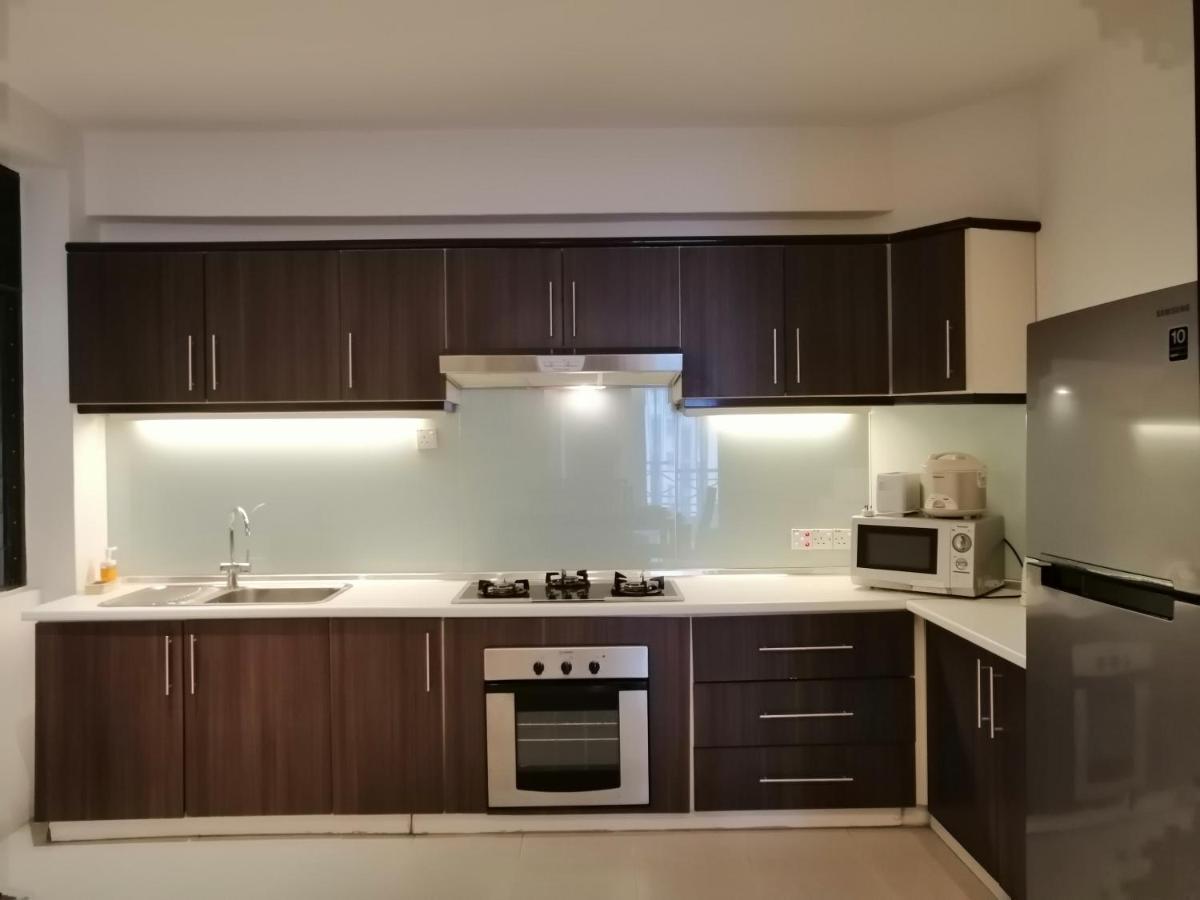 Desa Pelangi Condo George Town Esterno foto