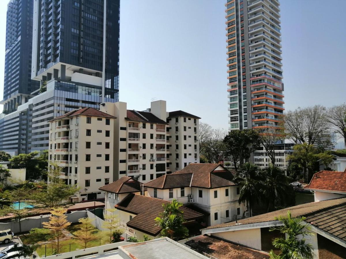 Desa Pelangi Condo George Town Esterno foto