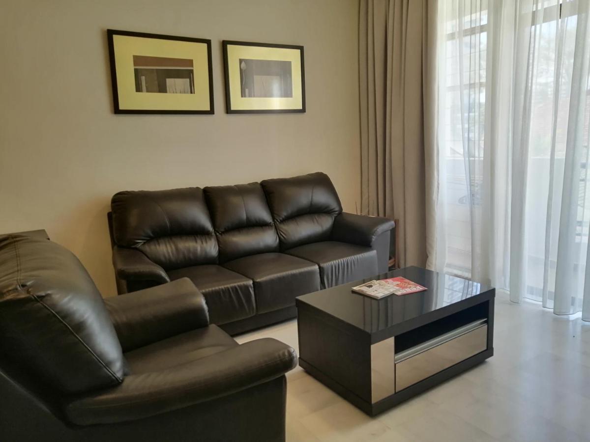 Desa Pelangi Condo George Town Esterno foto