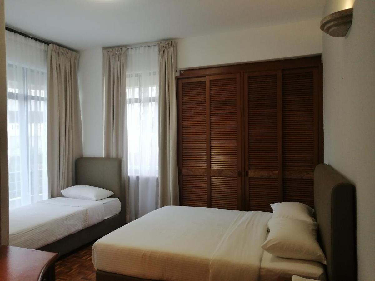 Desa Pelangi Condo George Town Esterno foto