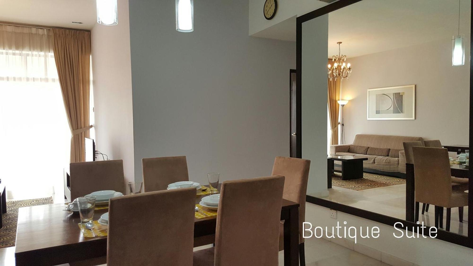 Desa Pelangi Condo George Town Esterno foto